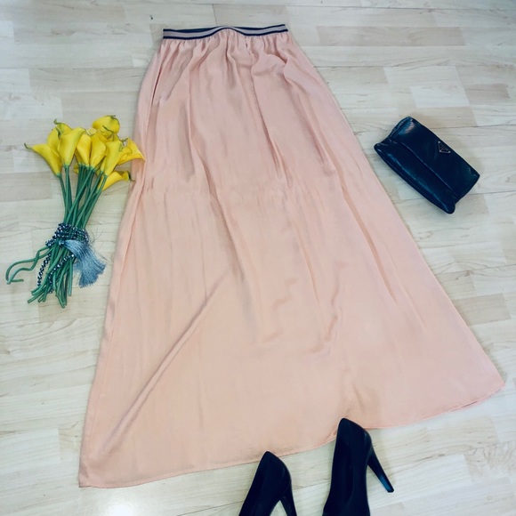 BUNDLE 2 HAUTE HIPPIE & ZARA - Picture 6 of 15